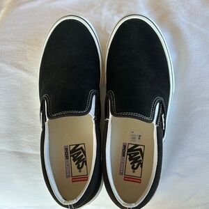 Vans Classic Slip-On Suede Upper Regular Width Mens Size 10 (Women’s 11.5)